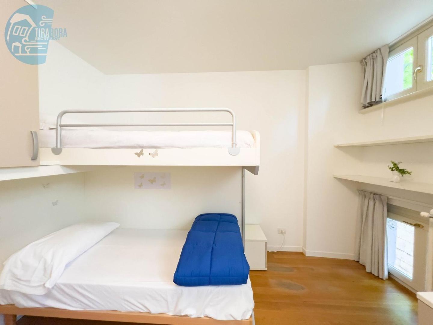 Cattedrale 5 Tirabora Short Rent Apartment ตรีเอสเต ภายนอก รูปภาพ