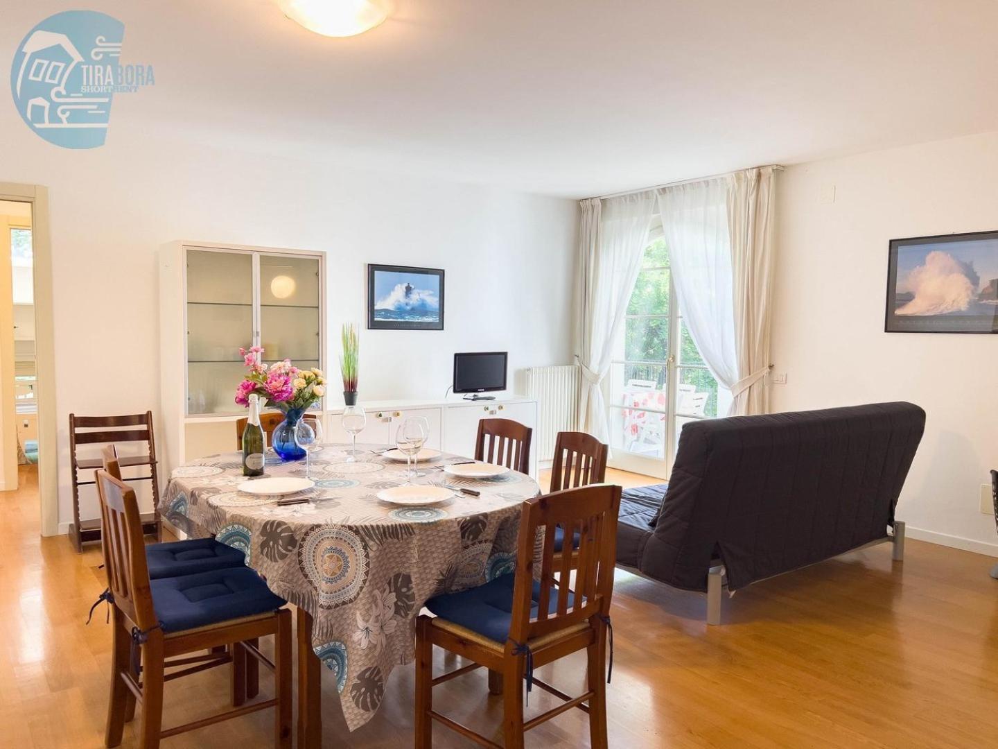 Cattedrale 5 Tirabora Short Rent Apartment ตรีเอสเต ภายนอก รูปภาพ