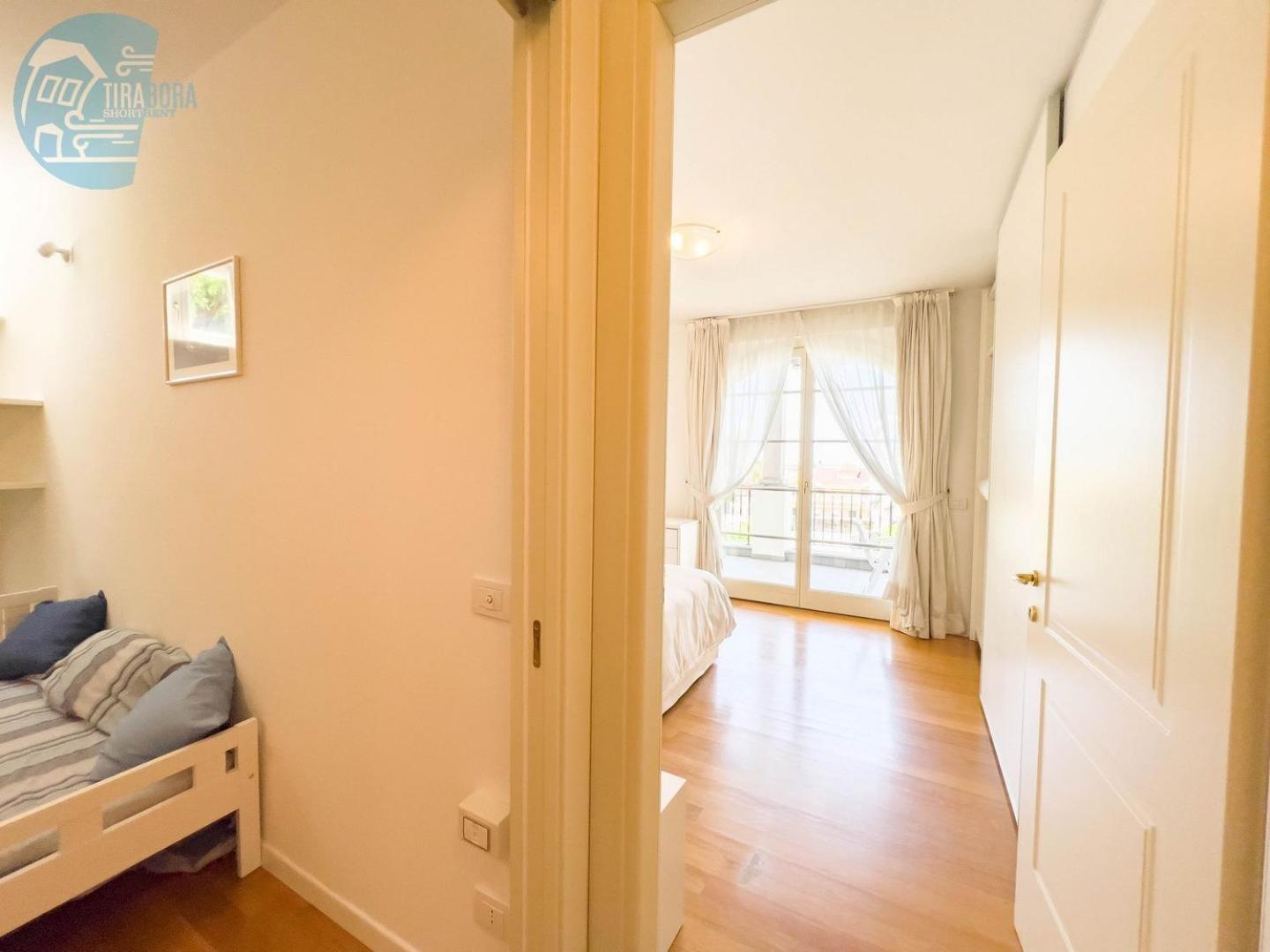 Cattedrale 5 Tirabora Short Rent Apartment ตรีเอสเต ภายนอก รูปภาพ