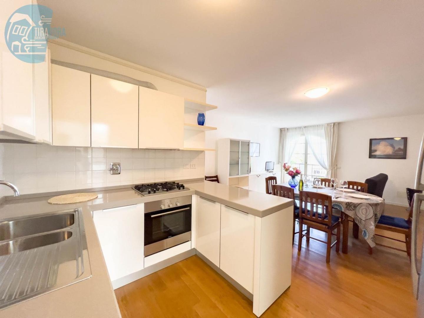 Cattedrale 5 Tirabora Short Rent Apartment ตรีเอสเต ภายนอก รูปภาพ